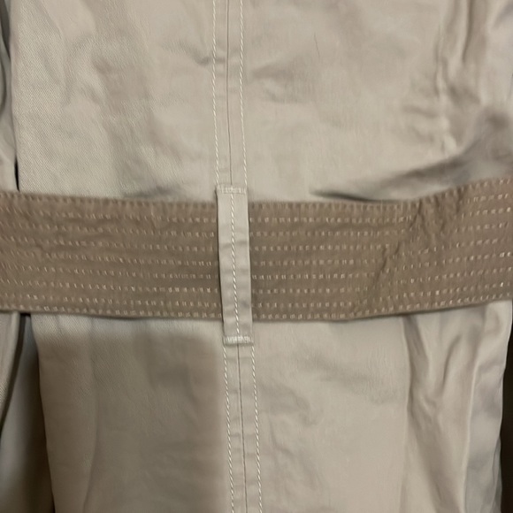 New Trench Coat - Picture 4 of 12